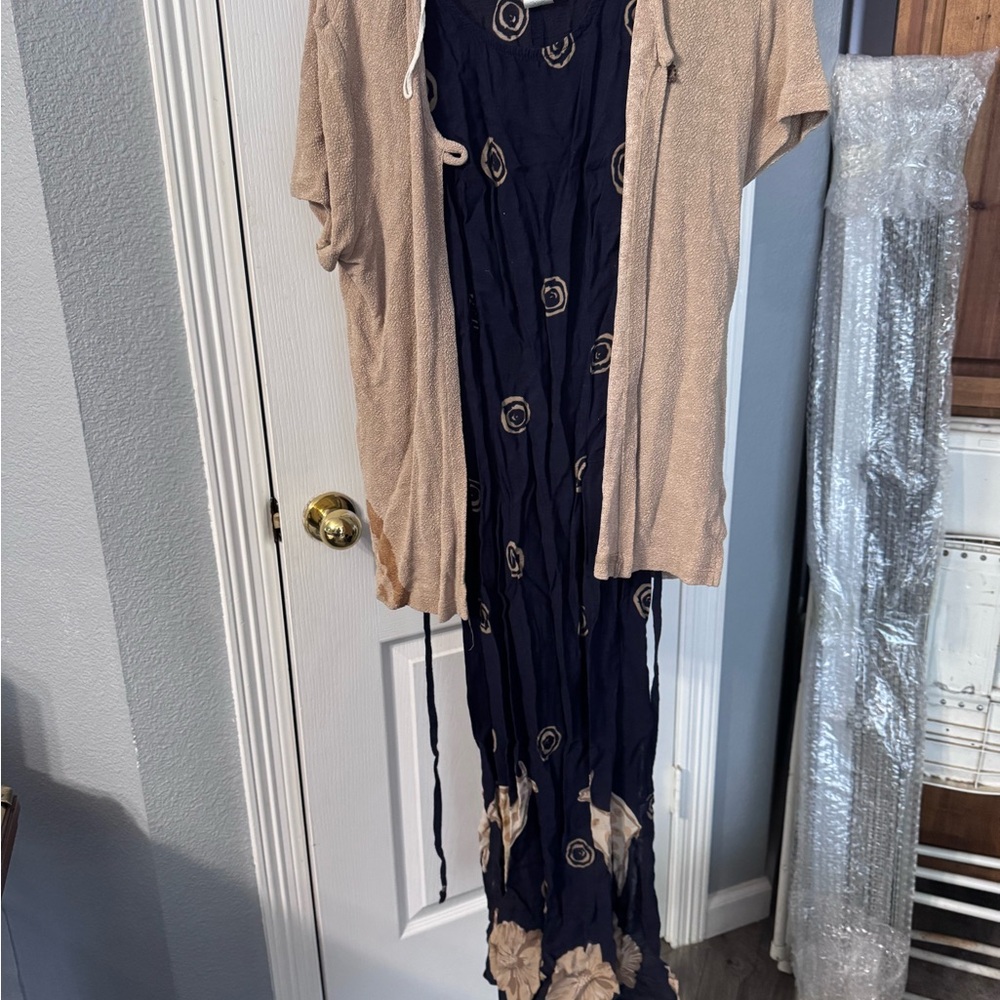 Elegant Navy and Tan Maxi Dress